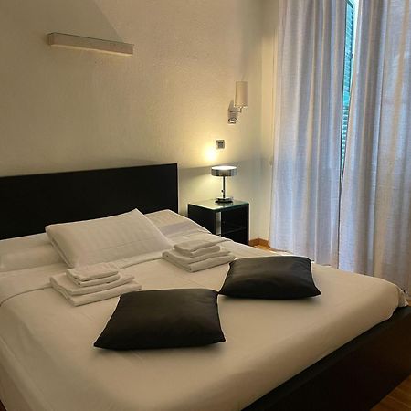 Stefano House Appartamento Fontana Di Trevi ローマ エクステリア 写真